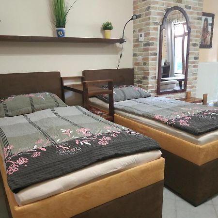 Apartman Holandska 120 Beroun Beroun  Exteriör bild