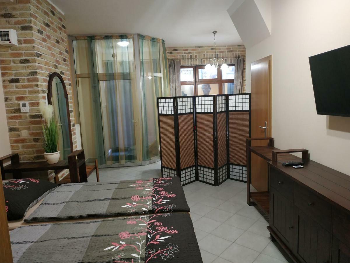 Apartman Holandska 120 Beroun Beroun  Exteriör bild