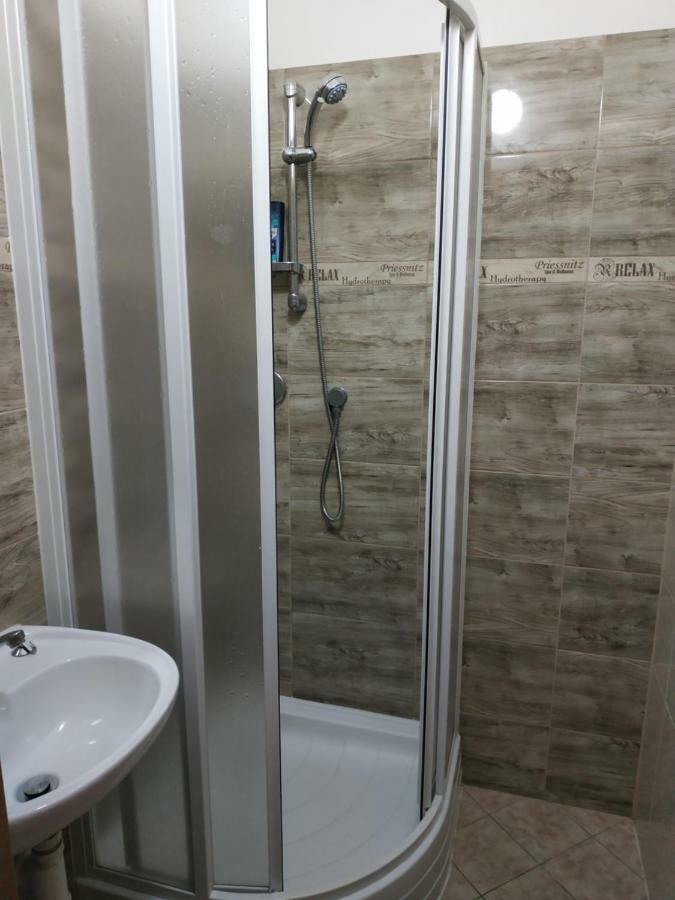 Apartman Holandska 120 Beroun Beroun  Exteriör bild